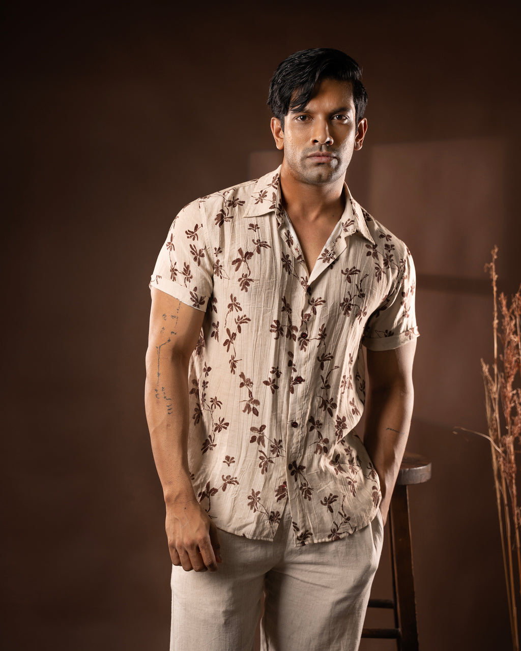 Floral detail short sleeve shirt